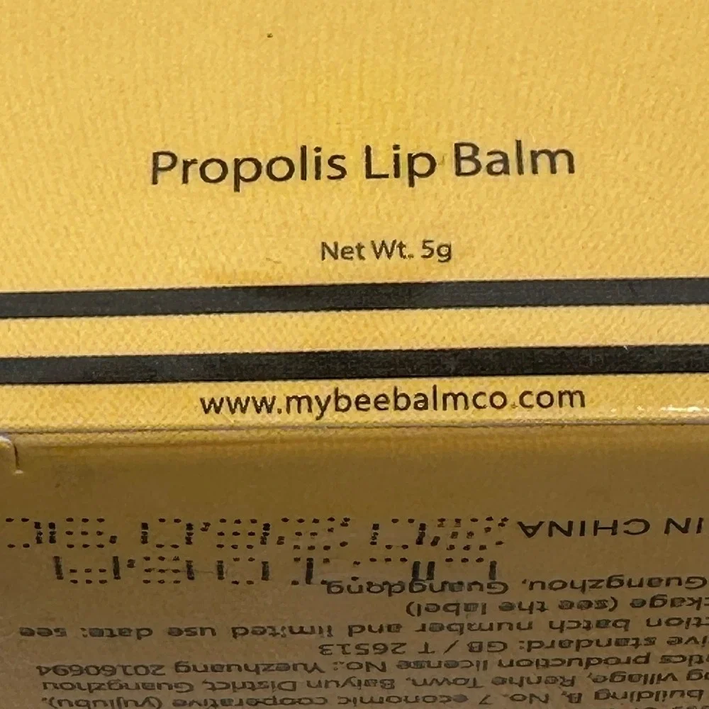 Bee Balm Propolis Lip Balm 2 Pack Set Hydrating Soothing Lip Mask‎ 5g Each NEW